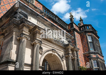 Ingresso anteriore dettaglio Arley Hall nel Cheshire su una soleggiata giornata estiva. Foto Stock