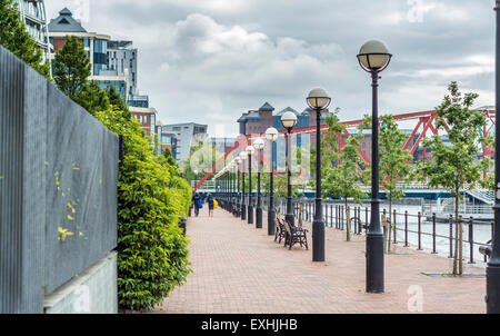 Vista su dock 9 sabato 11 luglio 2015 a Salford Quays, Manchester, Regno Unito. Foto Stock