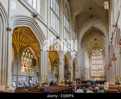 Bath, Inghilterra. Interno di Bath Abbey, Bath, Somerset, Inghilterra, Regno Unito Foto Stock