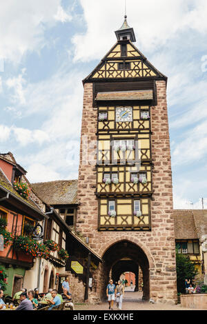 Il Dolder, Rue de il generale de Gaulle, Riquewihr, Alsazia, Francia Foto Stock