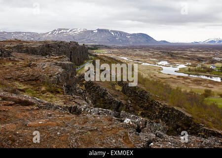 Almannagja linea anomalia nel mid-atlantic ridge Nord America placca Thingvellir parco nazionale di Islanda Foto Stock