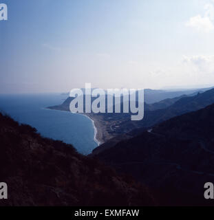 Die Küste Carboneras in der Provinz Almería, Andalusien, Spanien 1980er Jahre. La costa di Carboneras nella provincia di Almeria, Andalusia, Spagna degli anni ottanta. Foto Stock