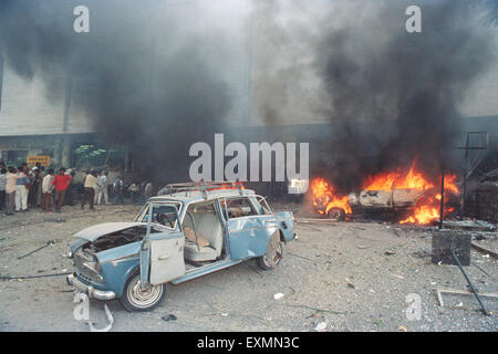 Bomba terrore esplosione esplosione fuoco Air India costruzione Nariman Point 1993 Bombay Mumbai Maharashtra India Asia 1993 Bombay esplosione 1993 Bombay bombardamenti Foto Stock