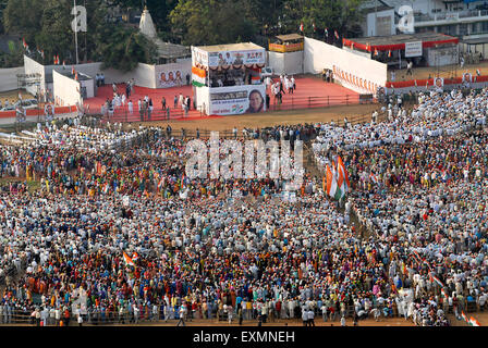 Congresso aereo di massa riunione pubblica Sonia Gandhi, Shivaji Park, Dadar, Bombay, Mumbai, Maharashtra, India, Asia Foto Stock