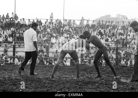 Concorso di wrestling, Dussehra Festival Celebration, Mysore, Mysuru, Karnataka, India, Asia Foto Stock