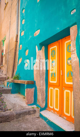 Bellissima città di Bosa in Sardegna, Italia Foto Stock