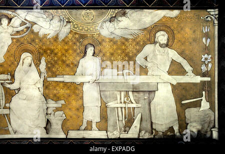 Kortrijk, Belgio. Sint Maartenskerk / St Martin's Church. Giuseppe e Gesù in officina scene dipinte su intonaco Foto Stock