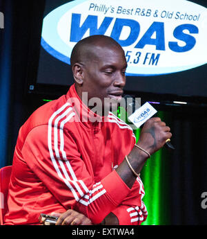 Bala Cynwyd, Pennsylvania, USA. Il 15 luglio 2015. American Singer-Songwriter Tyrese visite WDAS prestazioni del teatro sulla luglio 15, 2015 a Bala Cynwyd, Pennsylvania, Stati Uniti. Credito: Paolo Froggatt/Alamy Live News Foto Stock