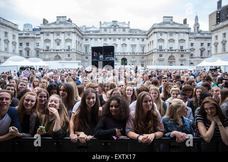 Londra, Regno Unito il 16 luglio 2015. James Bay, Estate serie, Somerset House. © Robert Stainforth/Alamy Foto Stock