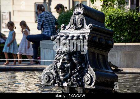 La fontana di Tinguely di Basilea, in Svizzera, Europa Foto Stock