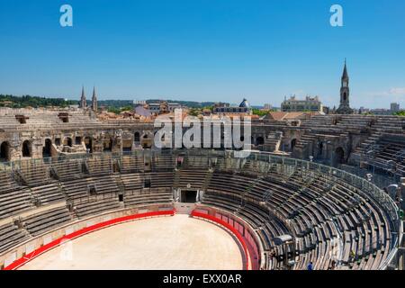 Anfiteatro romano, Arles, Bouches-du-Rhone, Provenza - Alpes-Cote d Azur, in Francia, in Europa Foto Stock