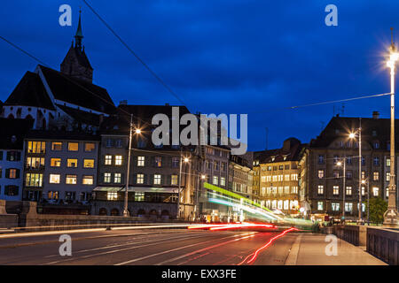 Mittlere Bridge di notte Foto Stock