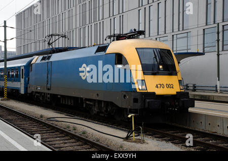 Locomotiva elettrica Wien Westbahnhof vienna west station austria Foto Stock