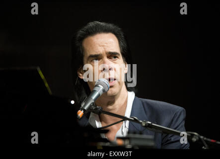 Nick Cave esegue un sold out show al Forum Mondiale entro l Aia con: Nick Cave dove: Amsterdam, Paesi Bassi Quando: 16 Maggio 2015 Foto Stock