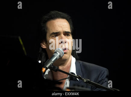 Nick Cave esegue un sold out show al Forum Mondiale entro l Aia con: Nick Cave dove: Amsterdam, Paesi Bassi Quando: 16 Maggio 2015 Foto Stock