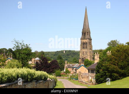 Edensor, un villaggio inglese sul Chatsworth estate nel parco nazionale di Peak District ,Derbyshire England Regno Unito Foto Stock