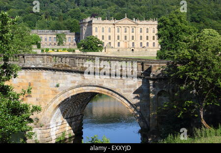 Chatsworth House, un inglese storica dimora signorile nel Parco Nazionale di Peak District, DERBYSHIRE REGNO UNITO Inghilterra Foto Stock