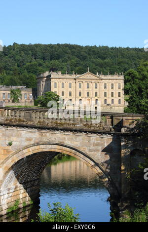 Chatsworth House, un inglese storica dimora signorile nel Parco Nazionale di Peak District, DERBYSHIRE REGNO UNITO Inghilterra Foto Stock