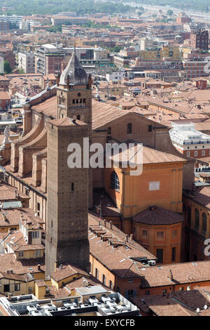 Cattedrale di Bologna dalla Torre degli Asinelli Foto Stock