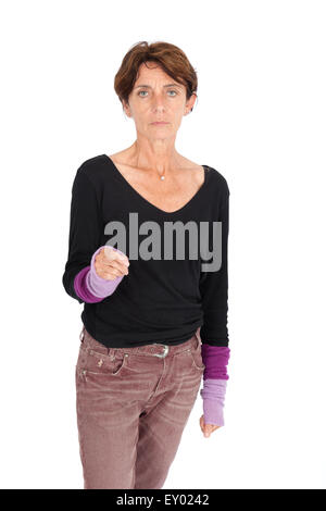 Bella donna facendo espressioni diverse in diversi set di vestiti: ubriaco Foto Stock