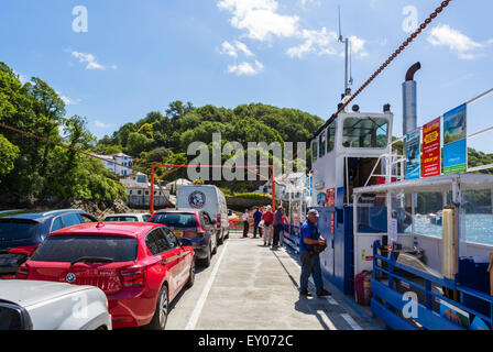 Fowey al veicolo Bodinnick traghetto, Fowey, Cornwall, Regno Unito Foto Stock