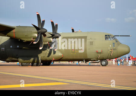 Lockheed C-130 Hercules C5 aerei operati da RAF sul display nel parco statico a RIAT 2015, Fairford, UK. Credito: Antony ortica/Alamy Live News Foto Stock