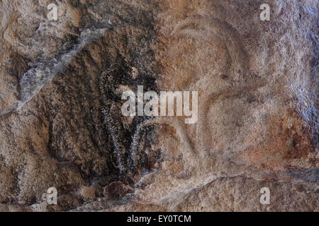 Antico Petroglyph risalente al 10,000 AC raffigurante capra al Parco Nazionale di Gobustan situato ad ovest dell'insediamento di Gobustan sul Mar Caspio Azerbaigian Foto Stock