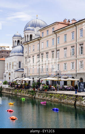 Installazione artistica nel Grand Canal, Trieste, Italia Foto Stock