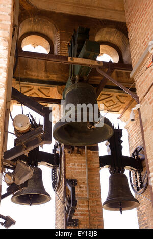 Campane sulla torre della Giralda di Siviglia Foto Stock