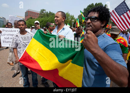 Etiope protesta americani al di fuori della Casa Bianca contro il presidente Obama la prevista visita ufficiale in Etiopia Foto Stock