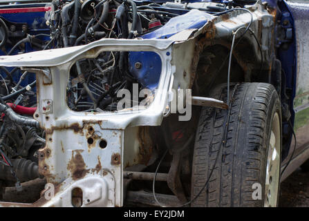 Automobile fracassata Foto Stock