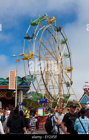 Ruota panoramica Ferris, Santa Cruz Boardwalk, Santa Cruz, in California, Stati Uniti d'America Foto Stock