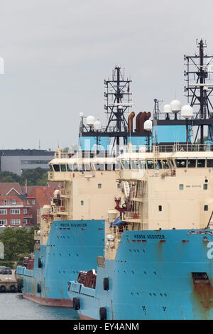 Di cui fino navi offshore a Frederikshavn, Danimarca. Foto Stock