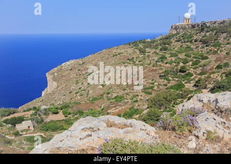 La stazione radar a Dingli Cliffs in Malta Foto Stock