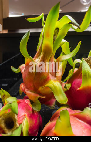 Parigi, Francia, esotici verdure di lusso negozio di alimentari sul display, in francese Department Store, 'Le Bon Marché", La Grande Épicerie De Paris Foto Stock