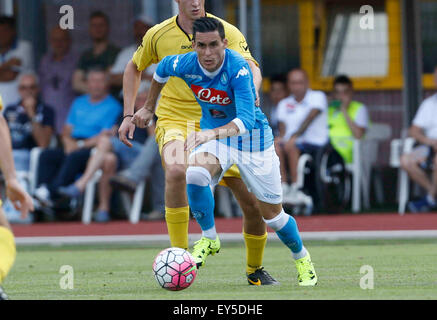 Dimaro, Italia. 21 Luglio, 2015. Jose Callejon durante la partita amichevole soccer tra SSC Napoli e Ananue di preseason allenamento estivo di Italia calcio SSC Napoli a Dimaro Italia. Credito: agnfoto/Alamy Live News Foto Stock