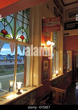 Stalybridge originale stazione buffet bar,est 1885, Transpennine aletrail, Tameside, Greater Manchester, Inghilterra, Regno Unito Foto Stock