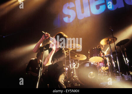 Camoscio inglese del gruppo rock con Brett Anderson nel febbraio 1997 Foto Stock