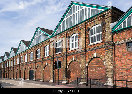 Ex GWR railway engineering opera in Swindon Regno Unito ora un Designer Outlet Center Foto Stock