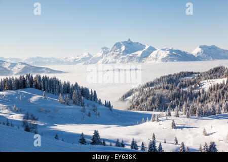 Aravis Mountain Range da Les Gets Foto Stock