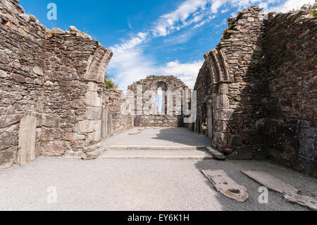 Rovine della Cattedrale di monastico a Glendalough, Irlanda Foto Stock