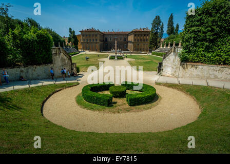 Anfiteatro dei Giardini di Boboli che si affaccia su Palazzo Pitti. Firenze, Italia. Foto Stock