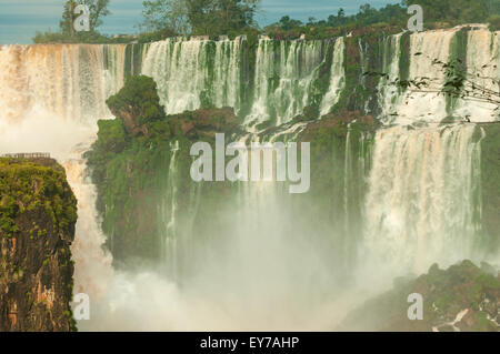 Argentina lato di Iguassu Falls, Argentina Foto Stock