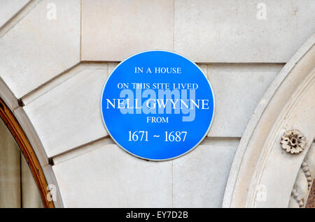 Londra, Inghilterra, Regno Unito. Non ufficiale di targa blu ricordando Nell Gwynne - 1650-1687; attrice e a lungo tempo amante di Re Carlo Foto Stock