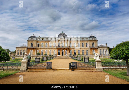 Wrest Park è una tenuta di campagna situato nei pressi di Silsoe, Bedfordshire, Inghilterra. Esso comprende Wrest Park, un grado che ho elencato la casa Foto Stock