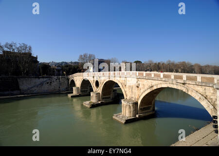 Italia, Roma, Tevere, Ponte Sisto Foto Stock