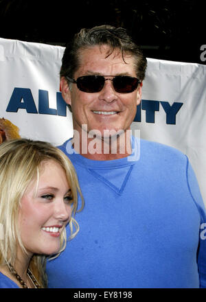 David Hasselhoff e la figlia Hayley Hasselhoff frequentare la prima mondiale di "Evan Almight" tenutasi presso l'Universal Citywalk. Foto Stock