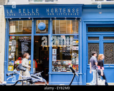 La Belle Hortense famoso wine bar e bookshop nel quartiere Marais Parigi Francia. Foto Stock