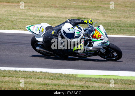 Misano Adriatico, Italia - 20 Giugno 2015: Yamaha YZF R6 del Team Brasile dal Team di aspi, pilotato da SAMPAIO Pedro Foto Stock