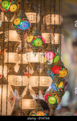 Mosaico lampade ottomano dal Grand Bazaar Foto Stock